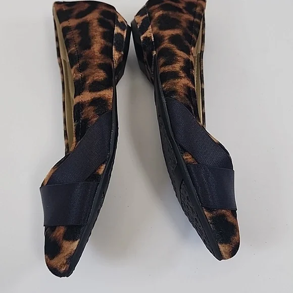 ND New Direction Rhemy Leopard Cheeta Print Women's Flats Shoes Size 7.6 - Picture 6 of 10